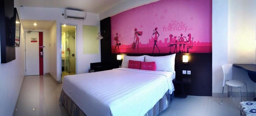 เฟฟโฮเต็ล เกลาปา กาดิง Hotel จาการ์ตา ภายนอก รูปภาพ