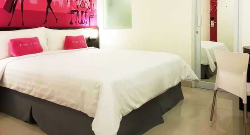 เฟฟโฮเต็ล เกลาปา กาดิง Hotel จาการ์ตา ภายนอก รูปภาพ